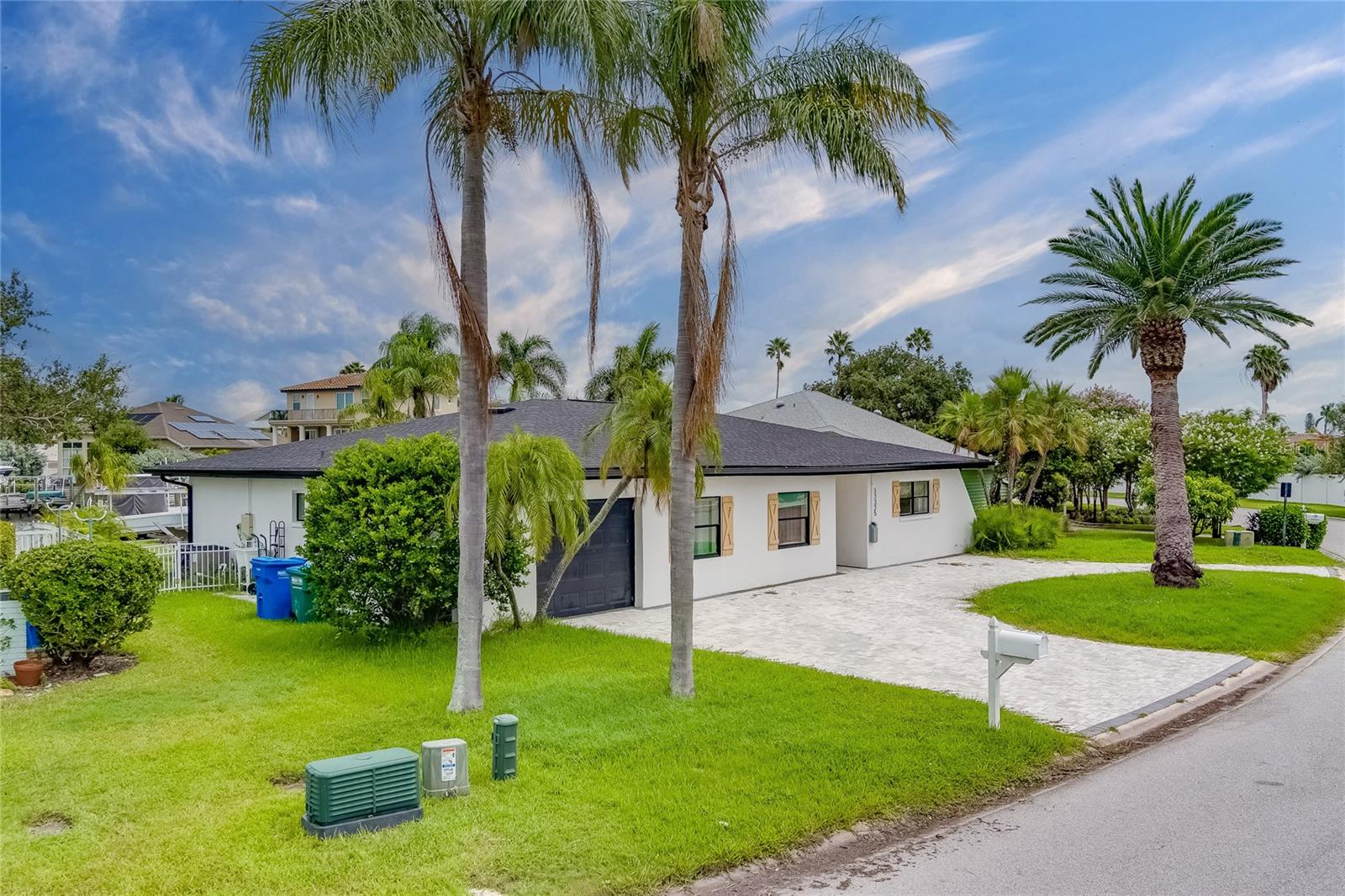 17325 ROSA LEE WAY, NORTH REDINGTON BEACH, FL, 33708