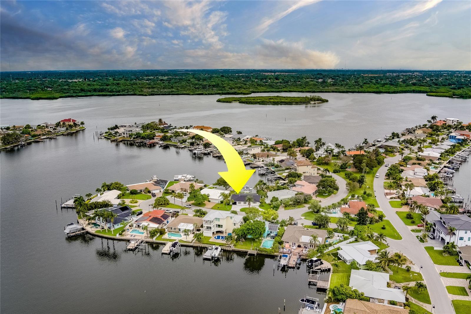17325 ROSA LEE WAY, NORTH REDINGTON BEACH, FL, 33708