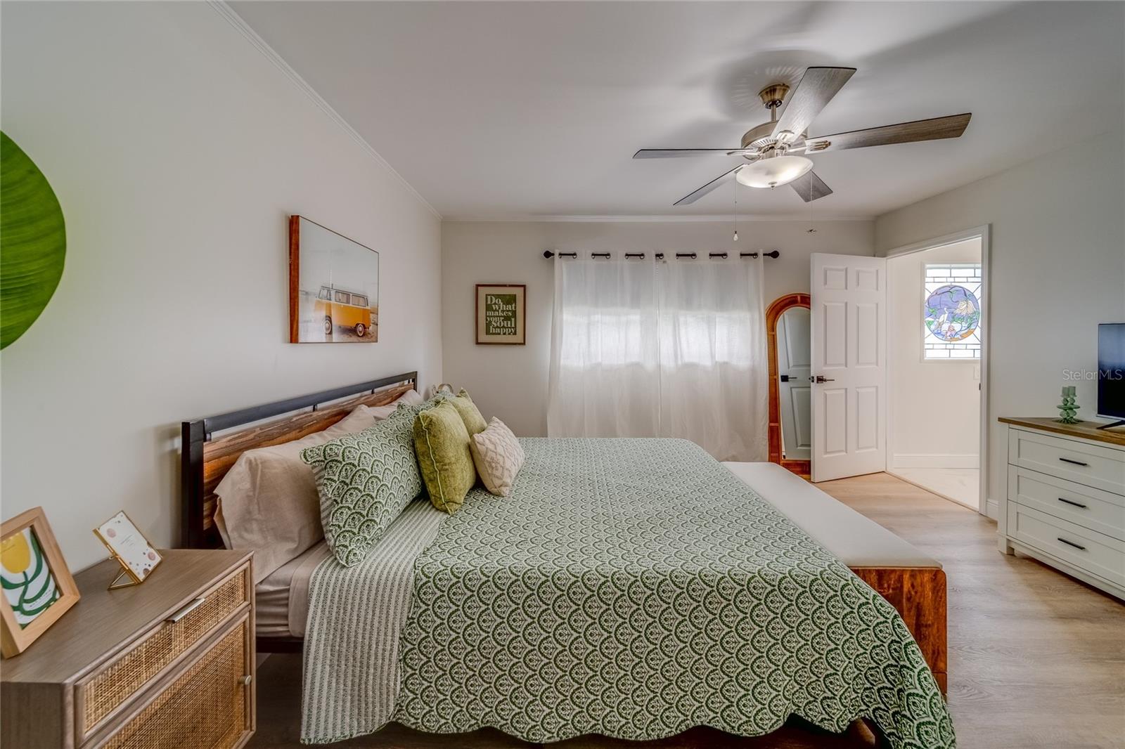 17325 ROSA LEE WAY, NORTH REDINGTON BEACH, FL, 33708