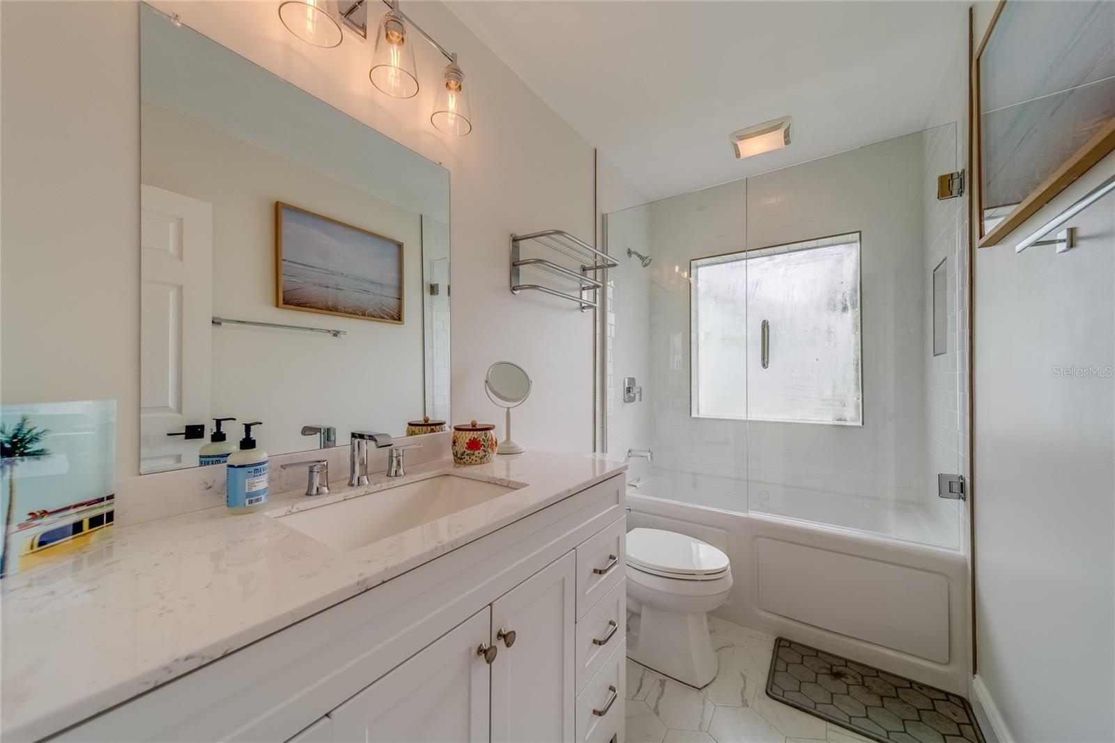 17325 ROSA LEE WAY, NORTH REDINGTON BEACH, FL, 33708