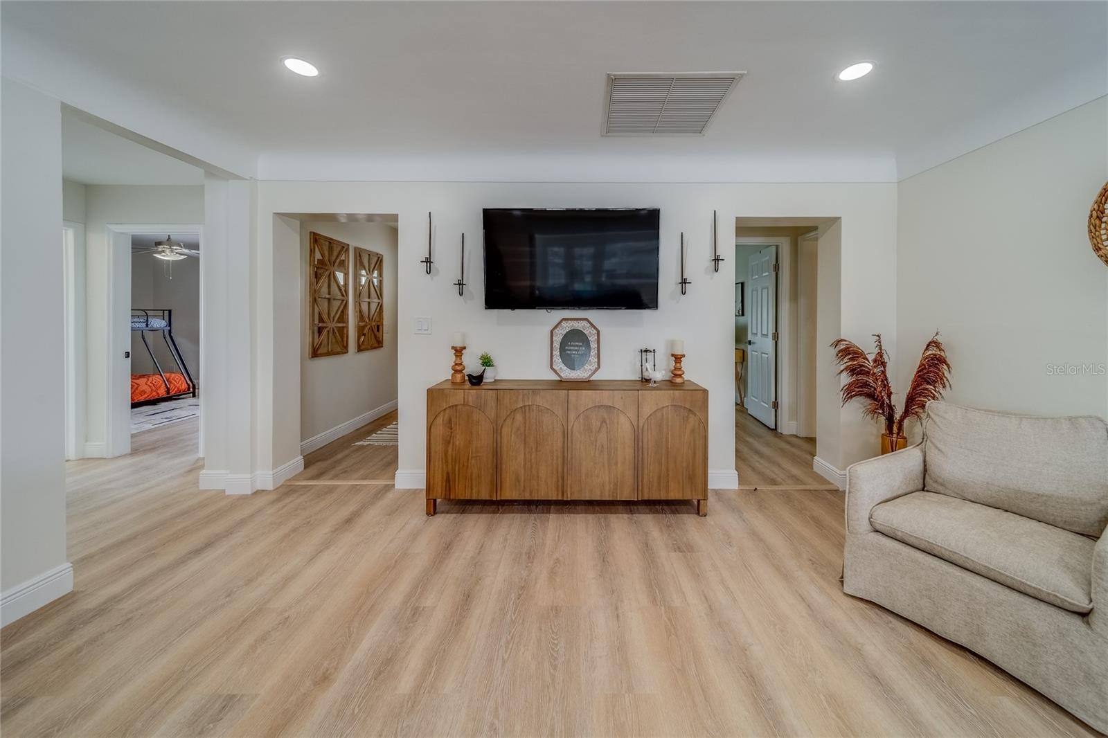 17325 ROSA LEE WAY, NORTH REDINGTON BEACH, FL, 33708