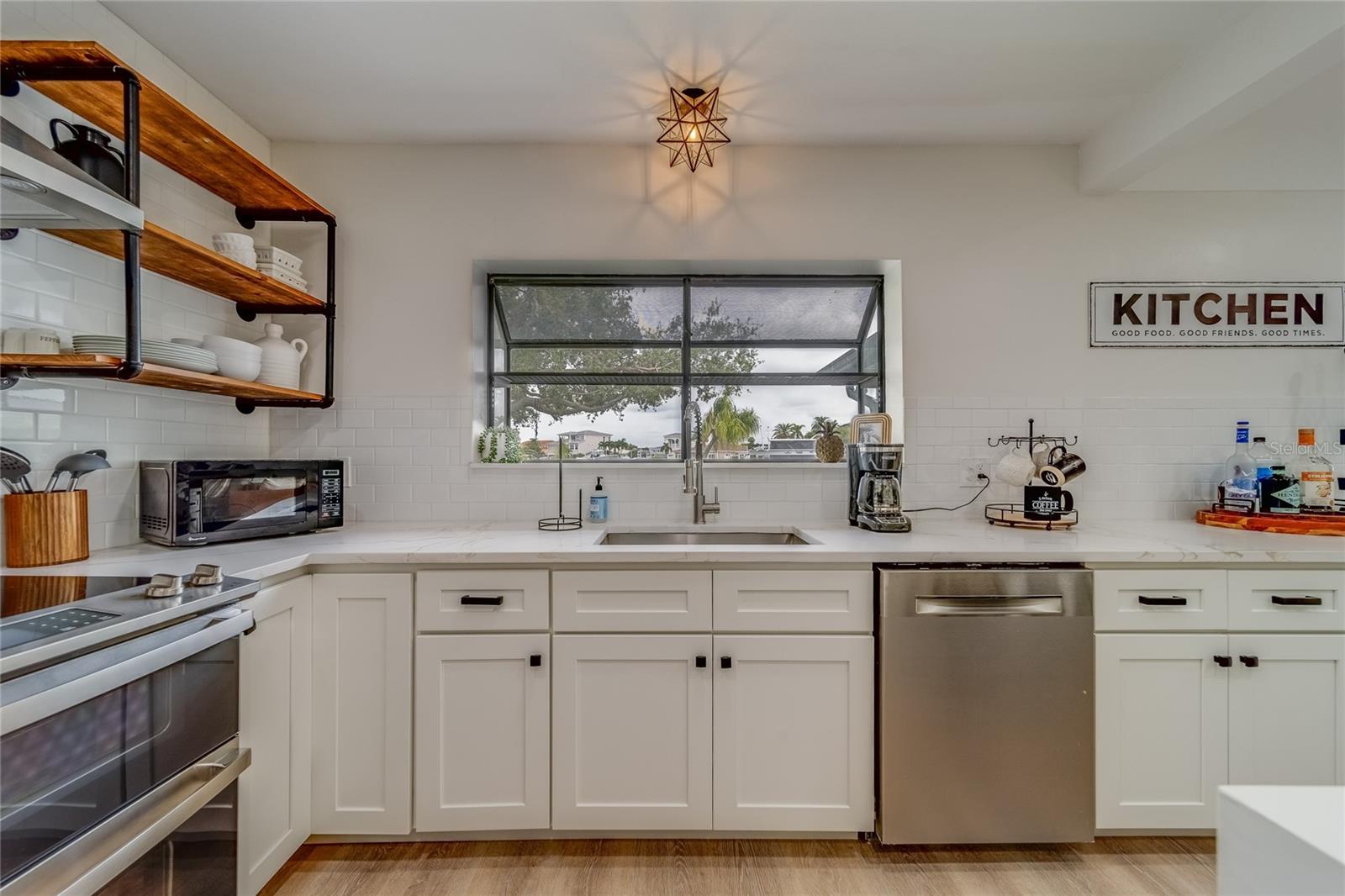 17325 ROSA LEE WAY, NORTH REDINGTON BEACH, FL, 33708