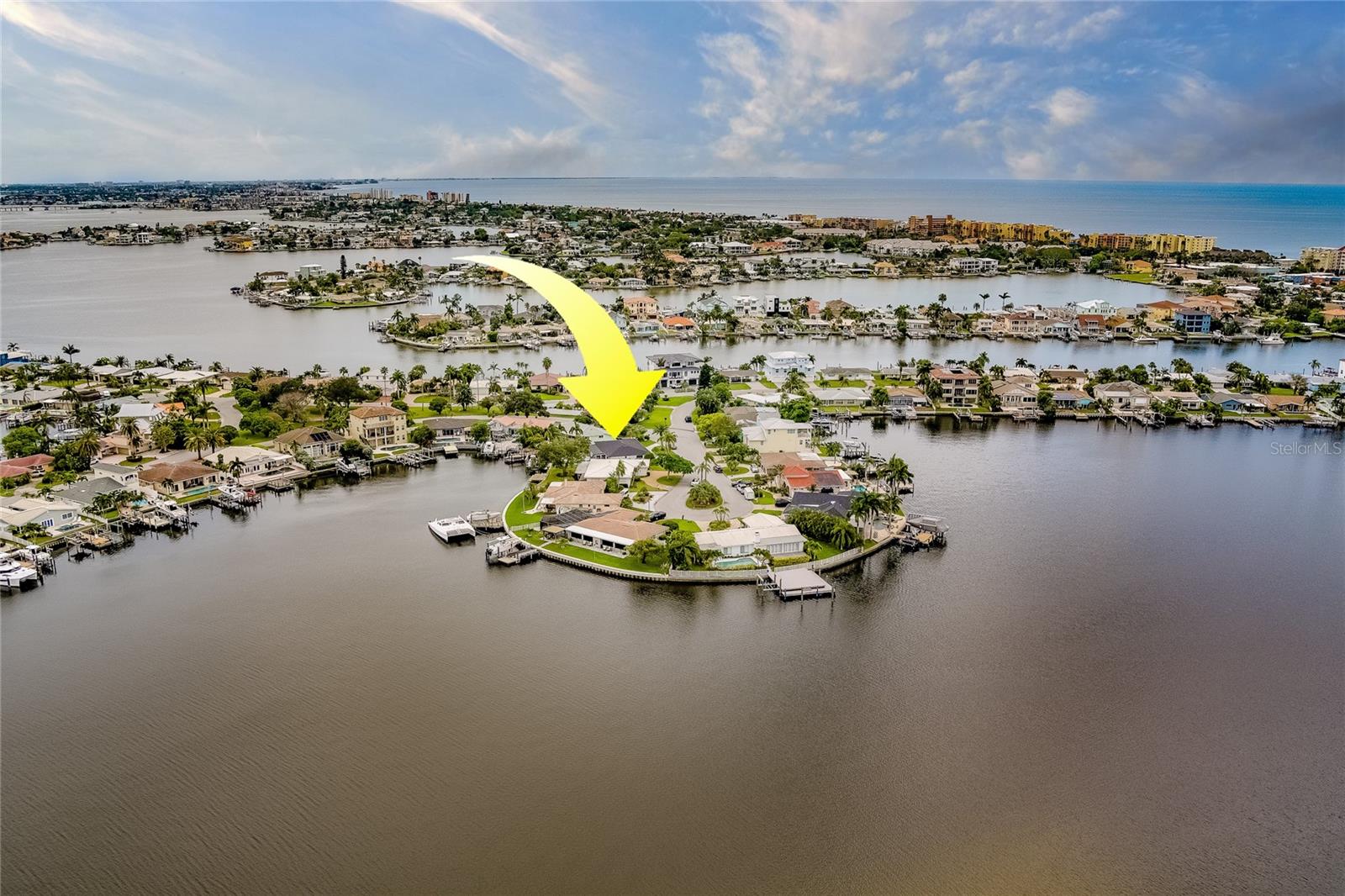 17325 ROSA LEE WAY, NORTH REDINGTON BEACH, FL, 33708