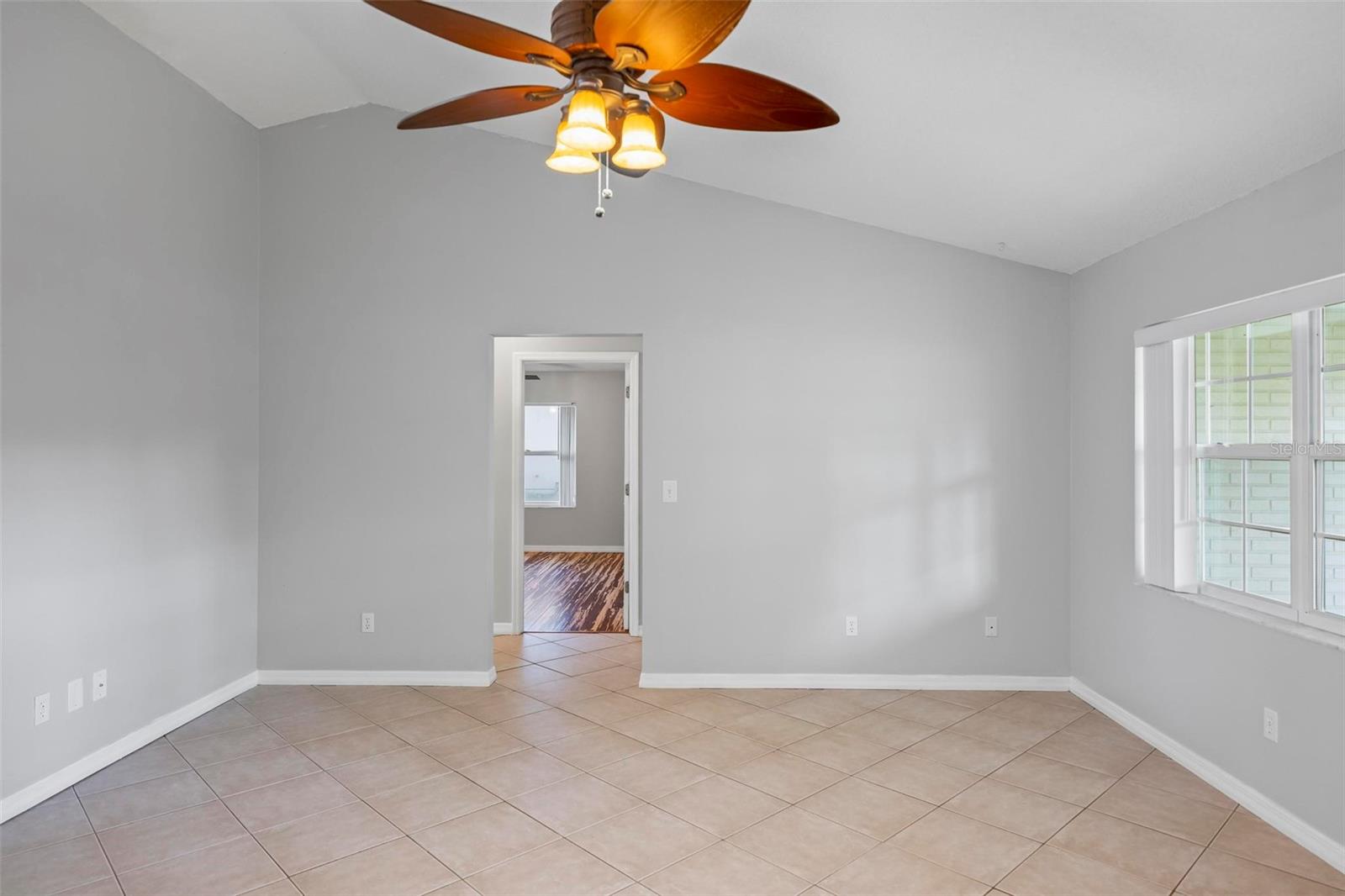 49 BUTTONWORTH DR, PALM COAST, FL, 32137