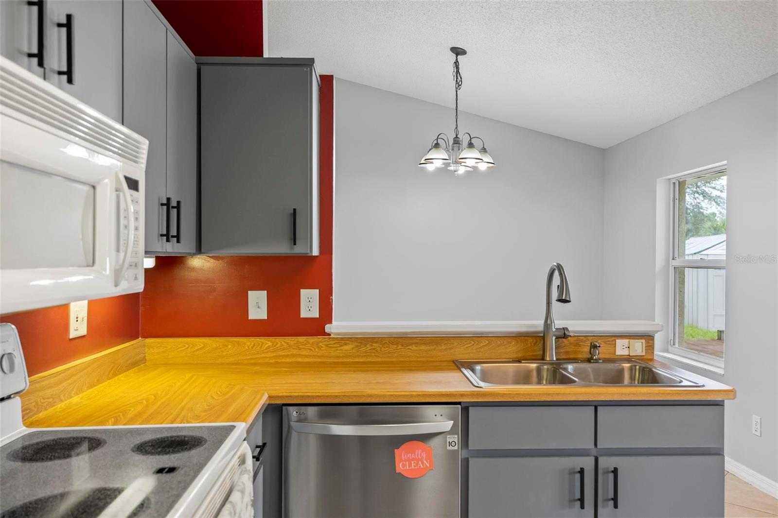 49 BUTTONWORTH DR, PALM COAST, FL, 32137