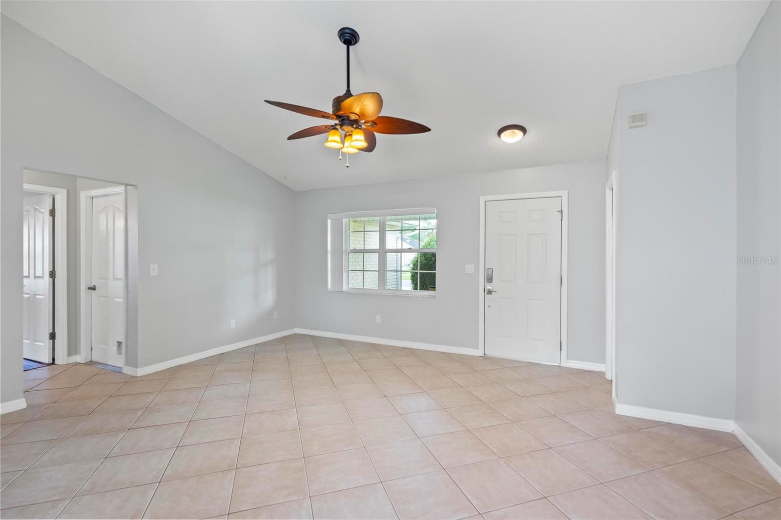 49 BUTTONWORTH DR, PALM COAST, FL, 32137