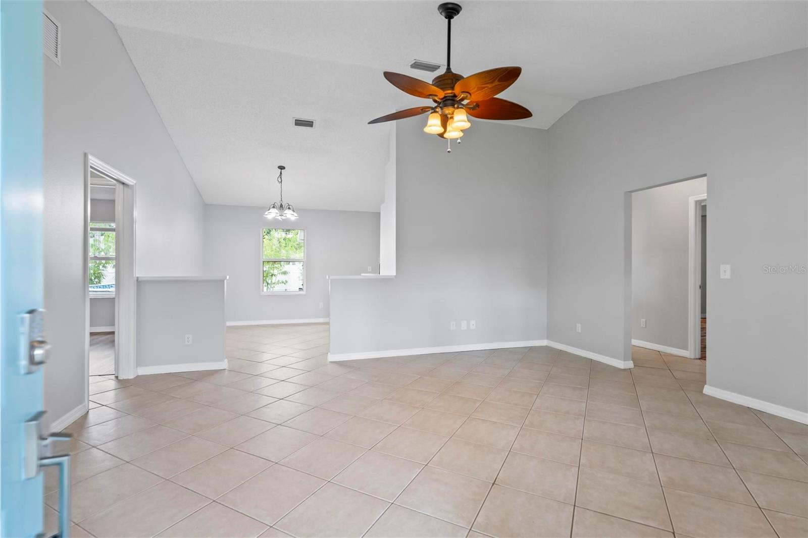 49 BUTTONWORTH DR, PALM COAST, FL, 32137