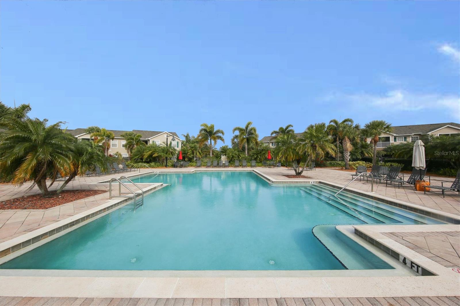 8803 MANOR LOOP #204, LAKEWOOD RANCH, FL, 34202