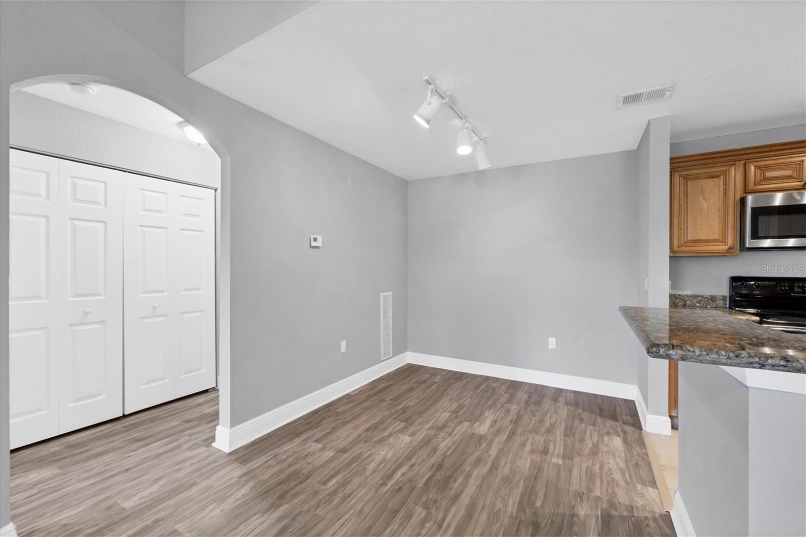 8803 MANOR LOOP #204, LAKEWOOD RANCH, FL, 34202