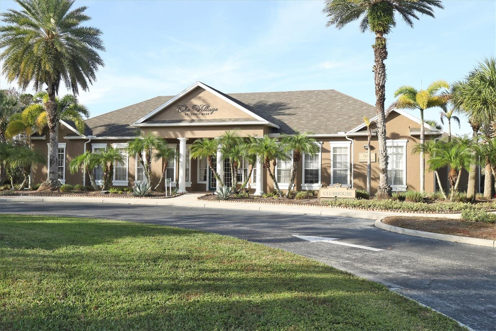 8803 MANOR LOOP #204, LAKEWOOD RANCH, FL, 34202