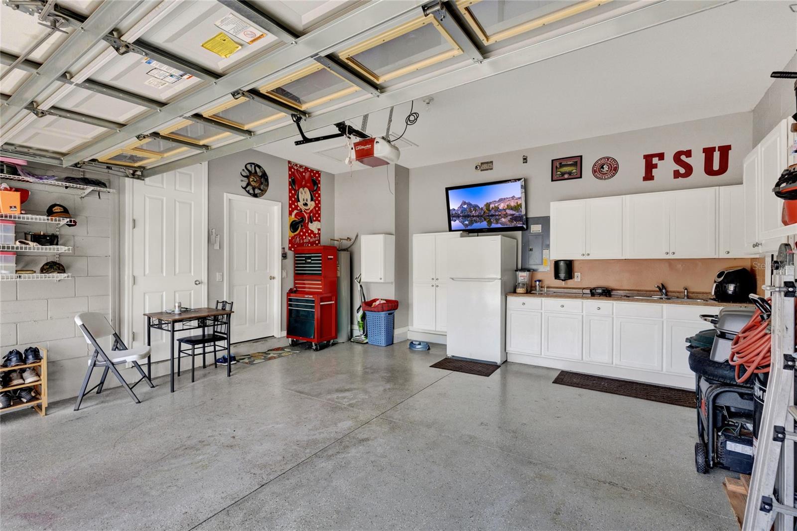 5911 WHISPER PINE DR, LEESBURG, FL, 34748