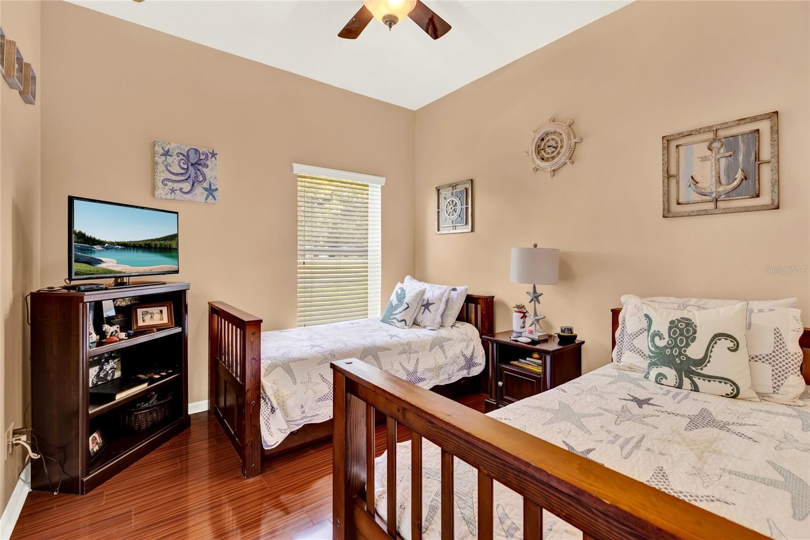 5911 WHISPER PINE DR, LEESBURG, FL, 34748