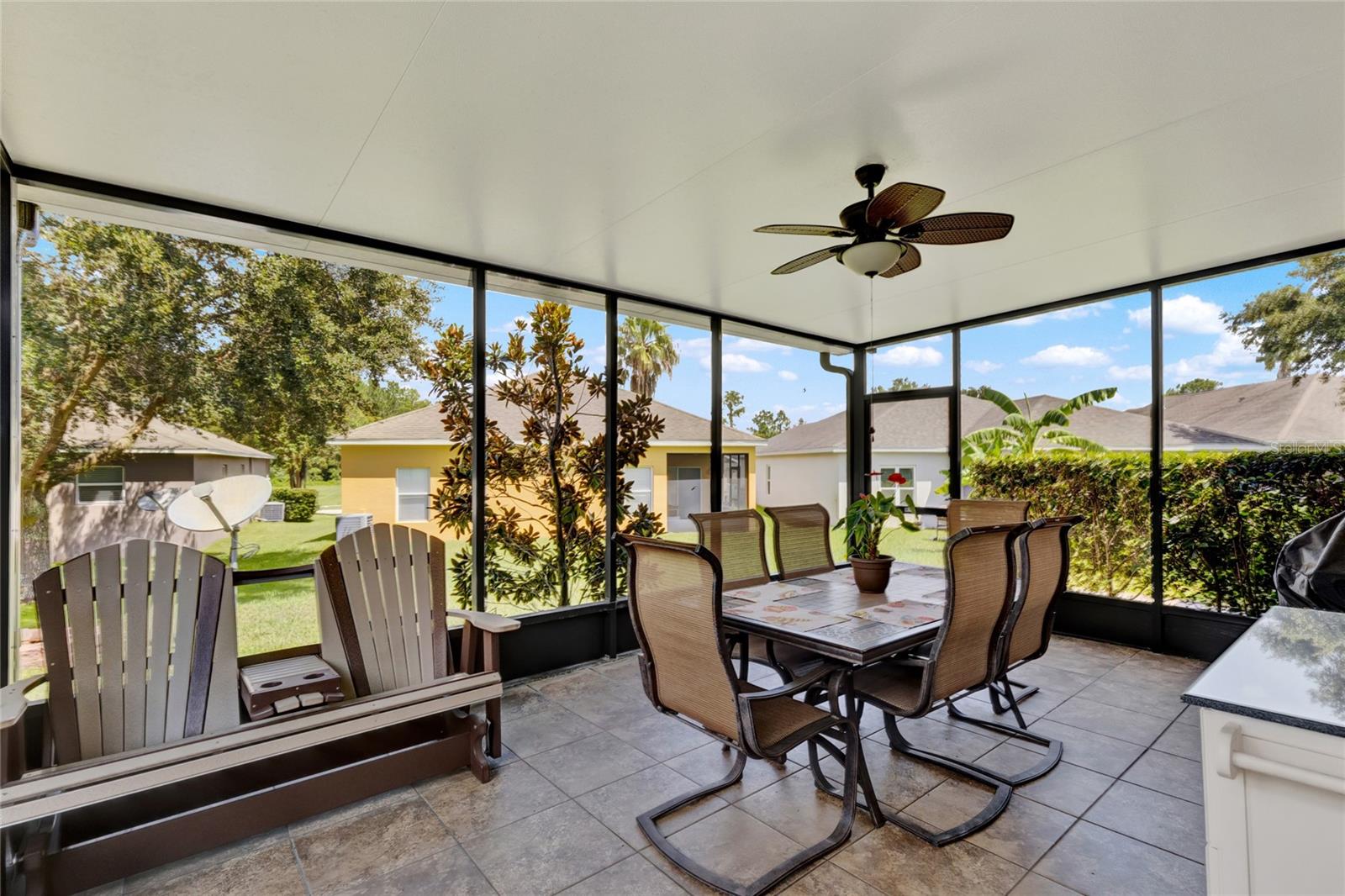 5911 WHISPER PINE DR, LEESBURG, FL, 34748