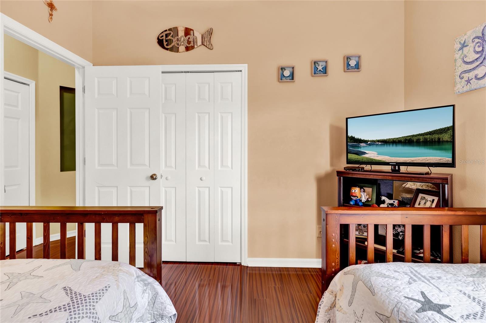5911 WHISPER PINE DR, LEESBURG, FL, 34748