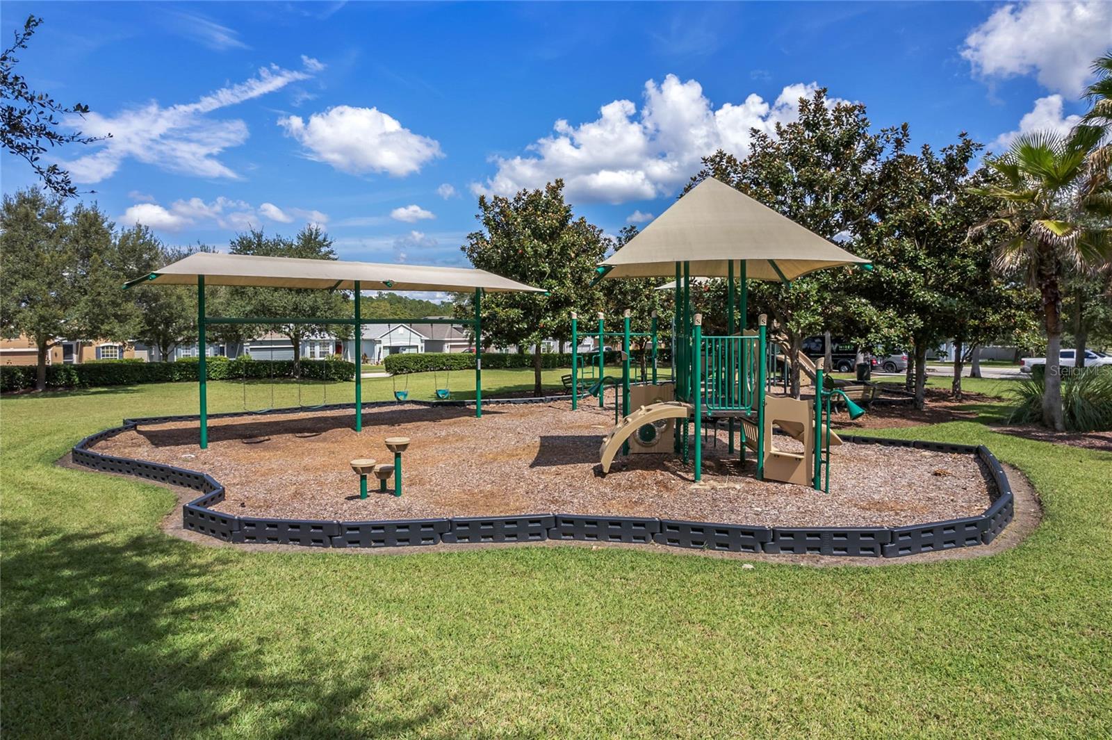 5911 WHISPER PINE DR, LEESBURG, FL, 34748
