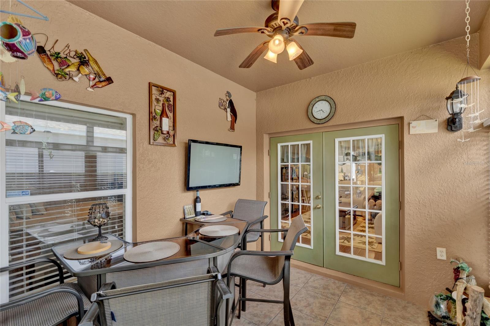 5911 WHISPER PINE DR, LEESBURG, FL, 34748