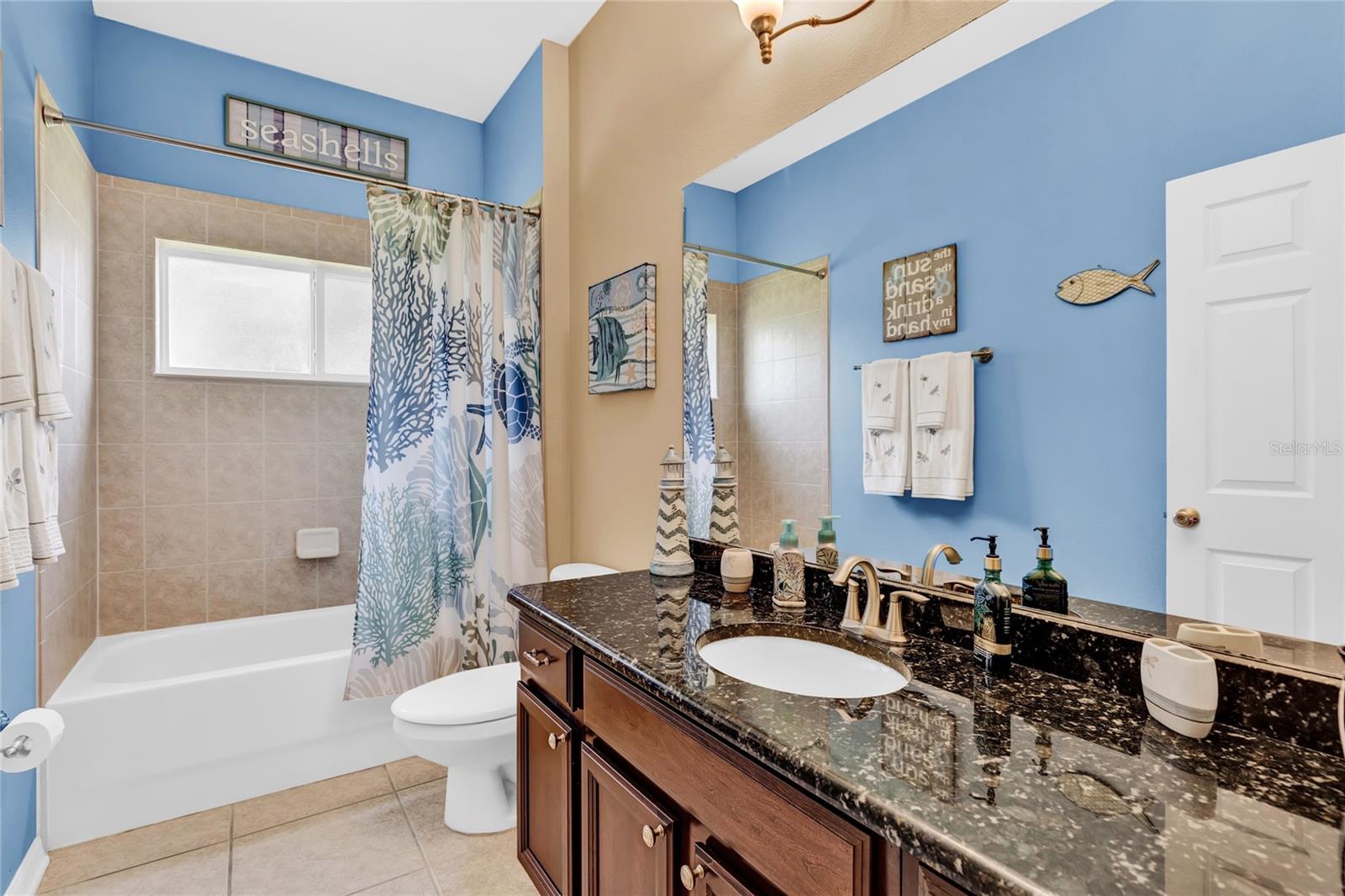 5911 WHISPER PINE DR, LEESBURG, FL, 34748