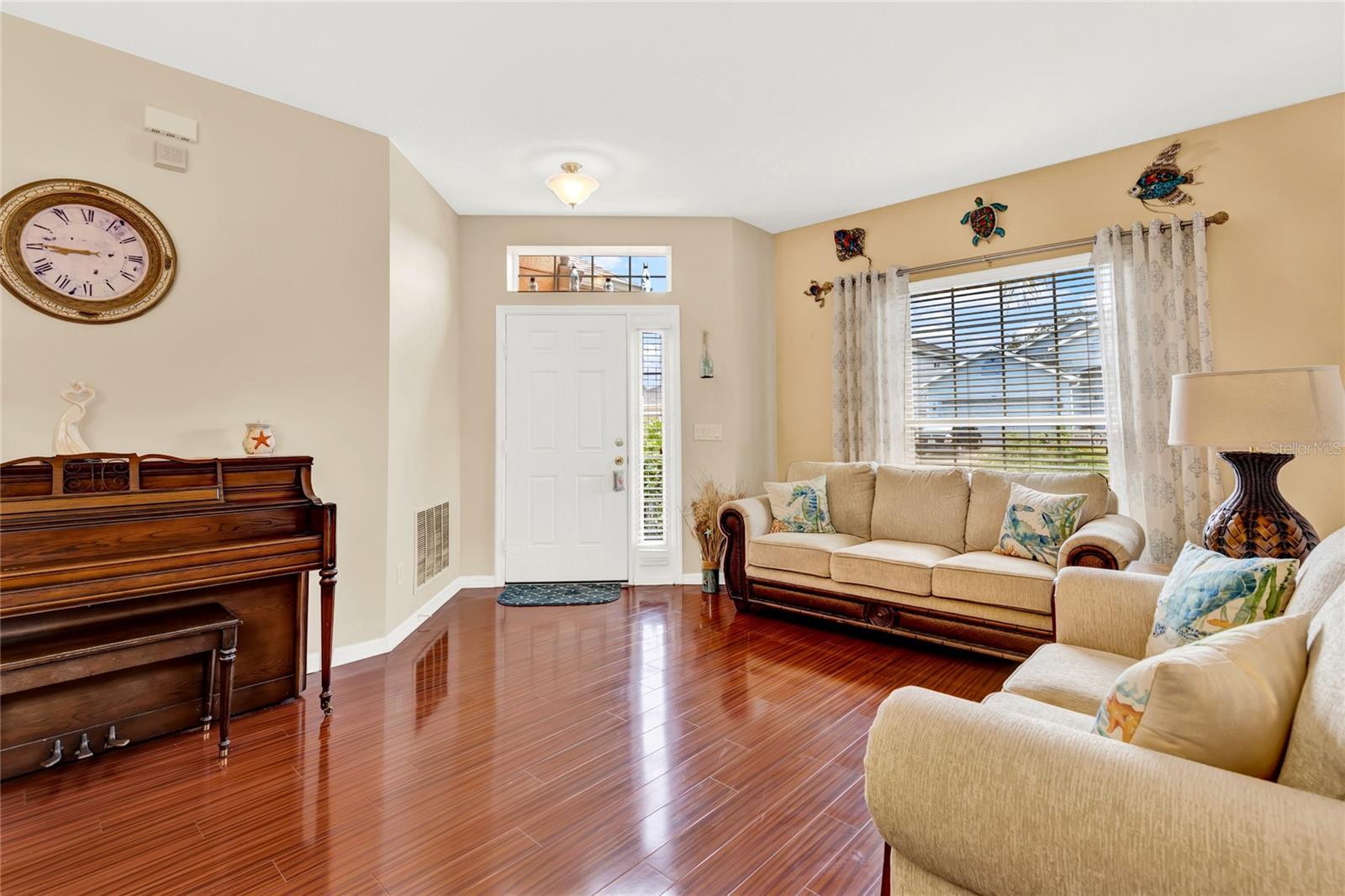 5911 WHISPER PINE DR, LEESBURG, FL, 34748