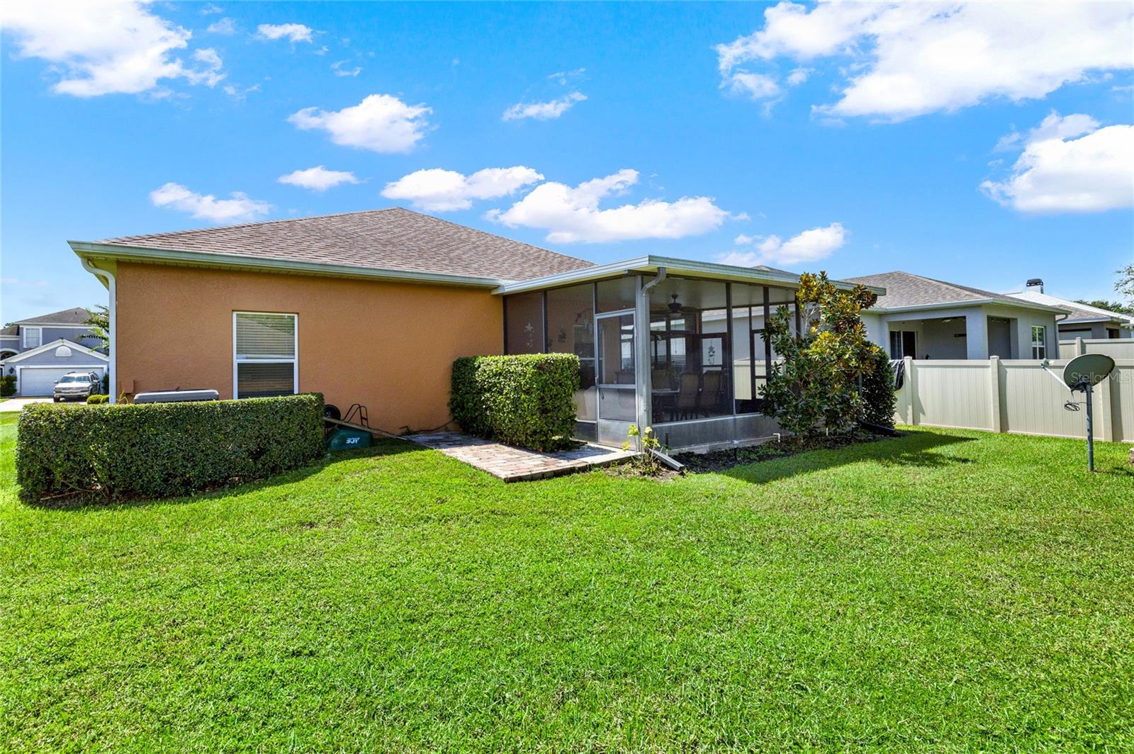 5911 WHISPER PINE DR, LEESBURG, FL, 34748