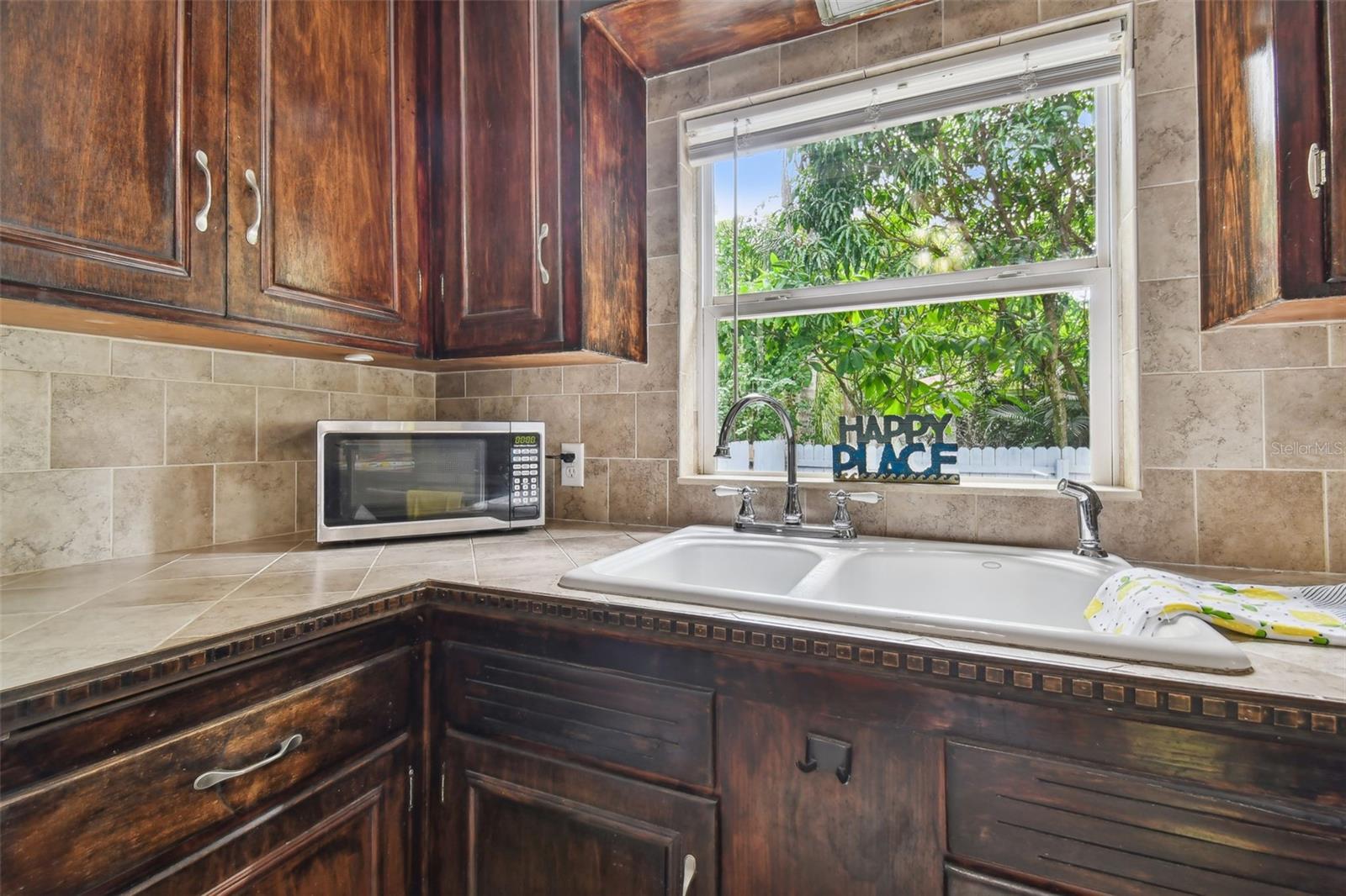 215 YOUNG PL, LAKELAND, FL, 33803