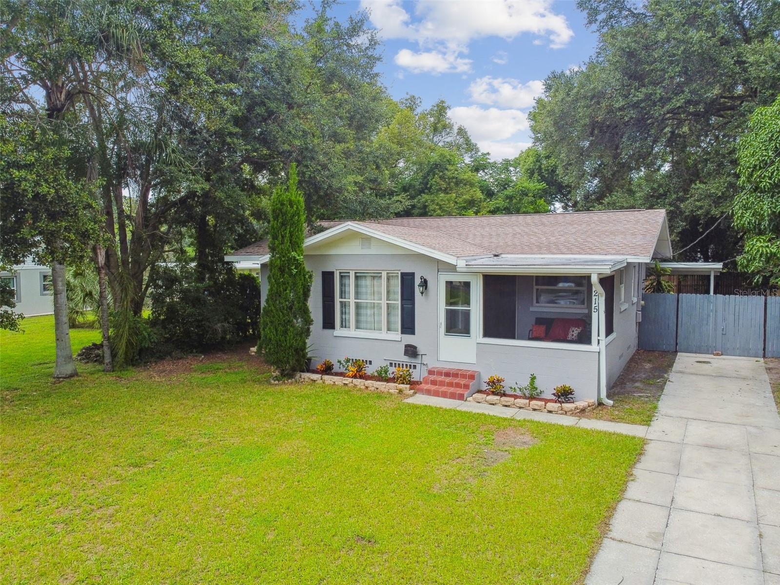 215 YOUNG PL, LAKELAND, FL, 33803