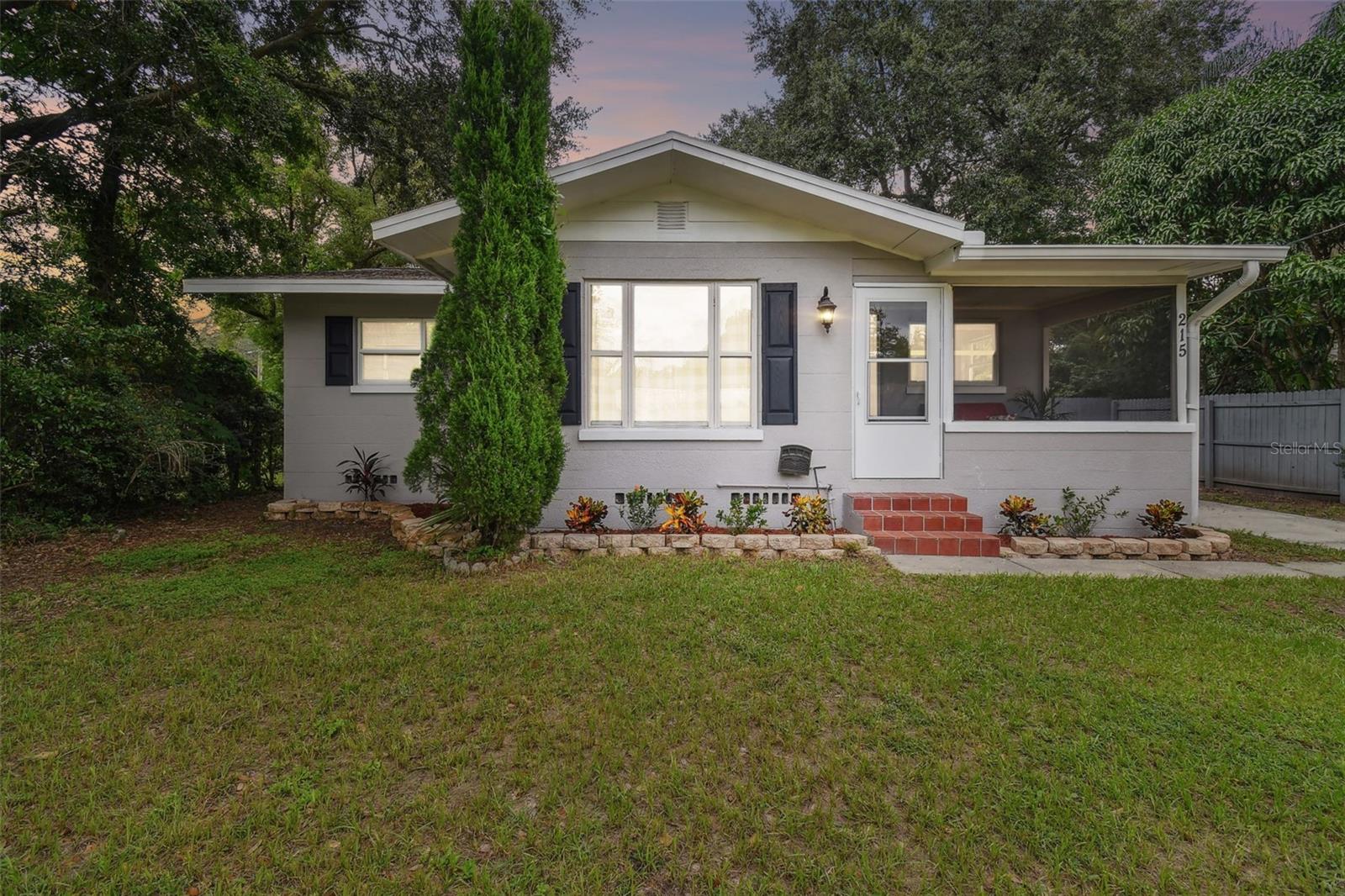 215 YOUNG PL, LAKELAND, FL, 33803