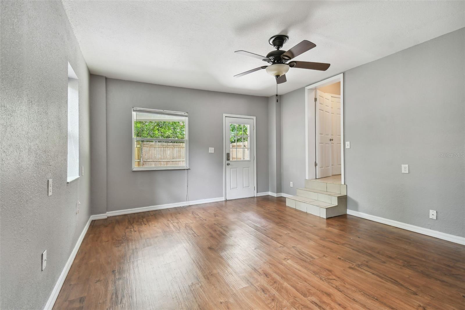 215 YOUNG PL, LAKELAND, FL, 33803
