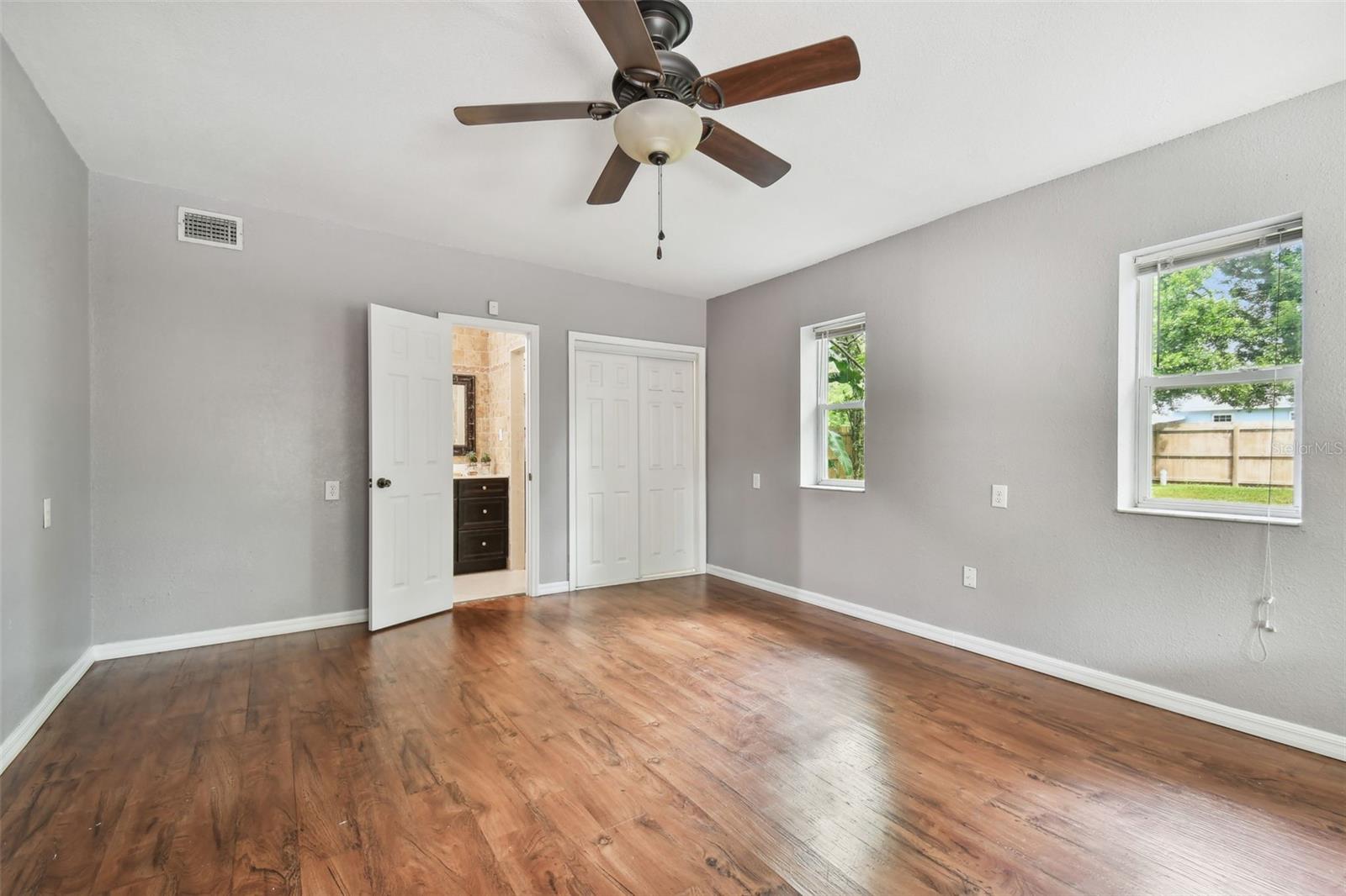 215 YOUNG PL, LAKELAND, FL, 33803