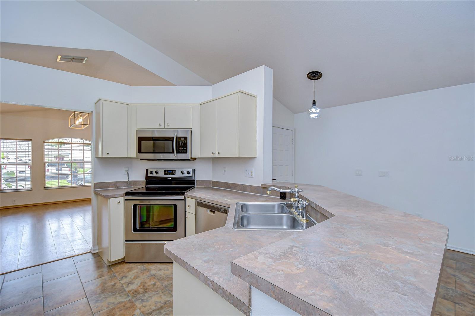 10922 BRUCEHAVEN DR, RIVERVIEW, FL, 33578