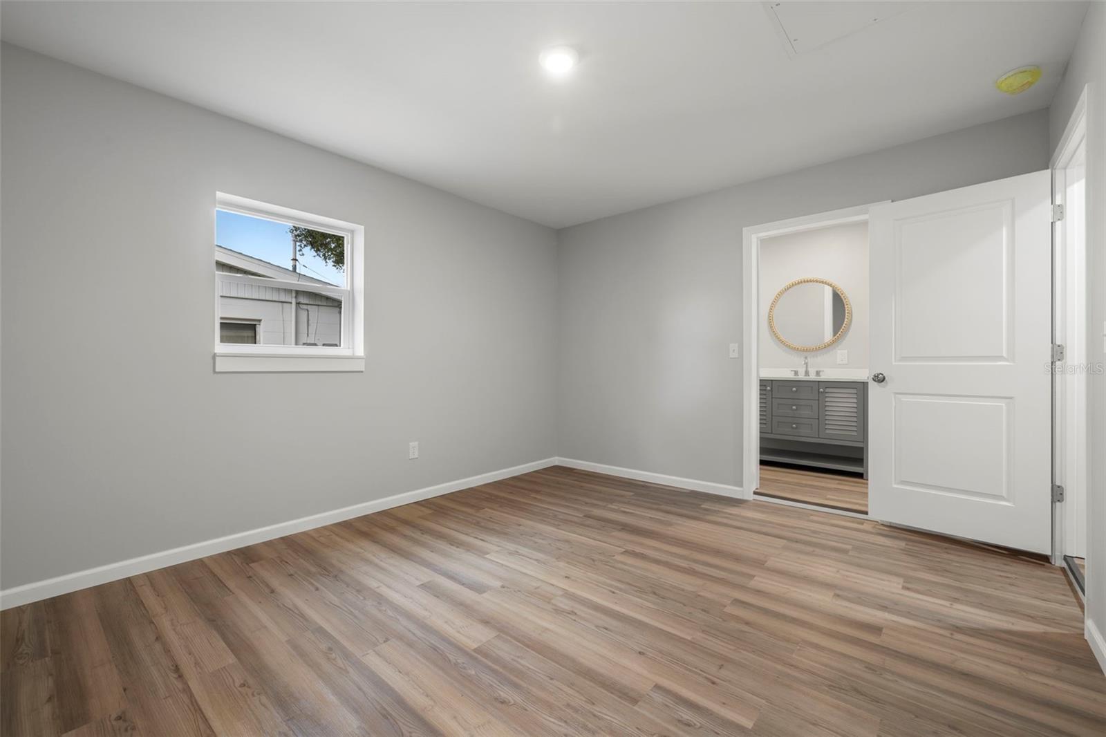 7571 RIDGE RD, SEMINOLE, FL, 33772