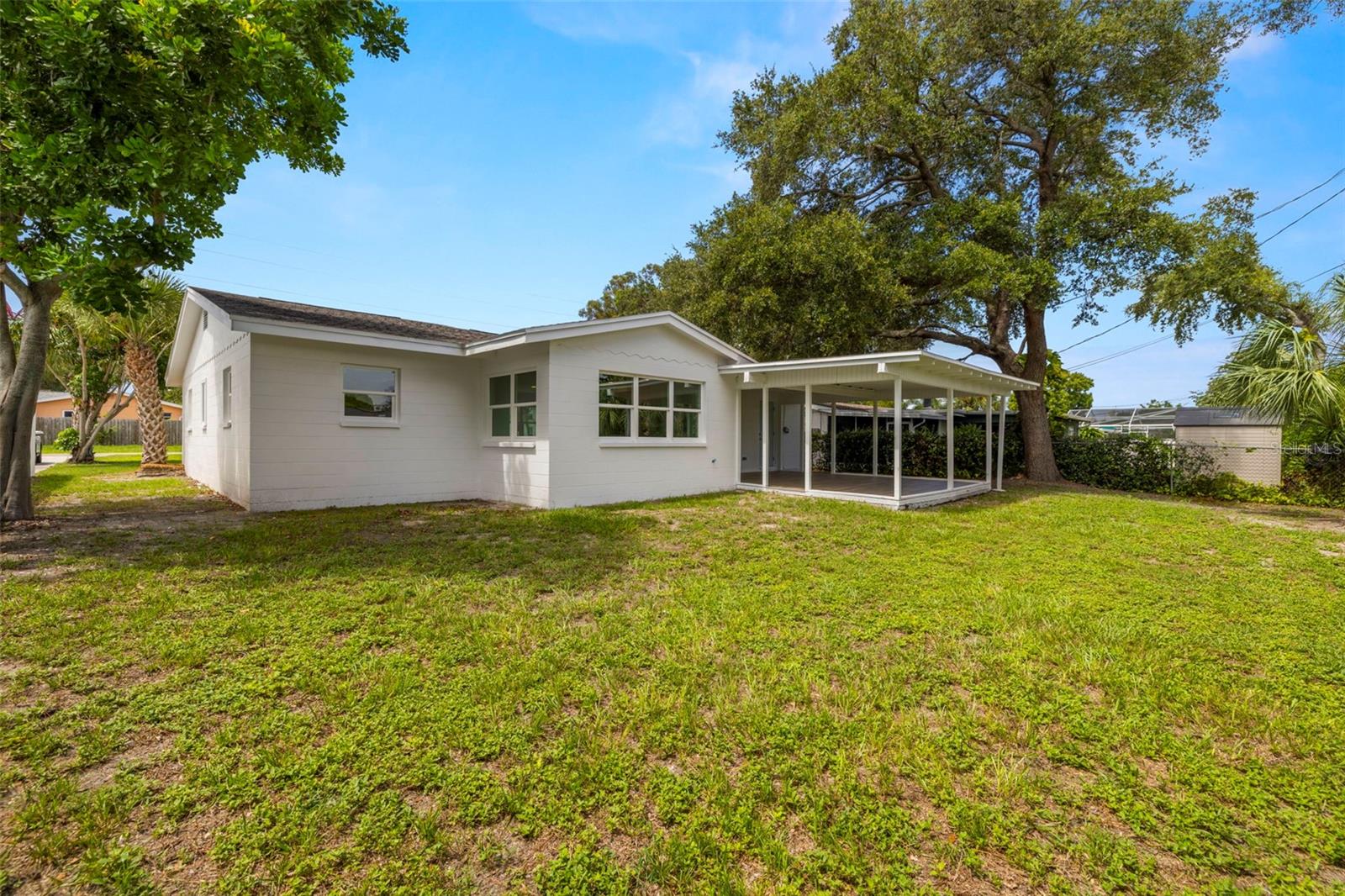 7571 RIDGE RD, SEMINOLE, FL, 33772