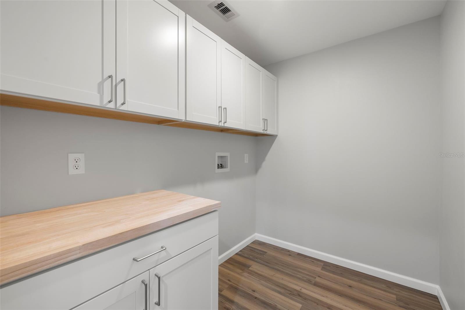 7571 RIDGE RD, SEMINOLE, FL, 33772