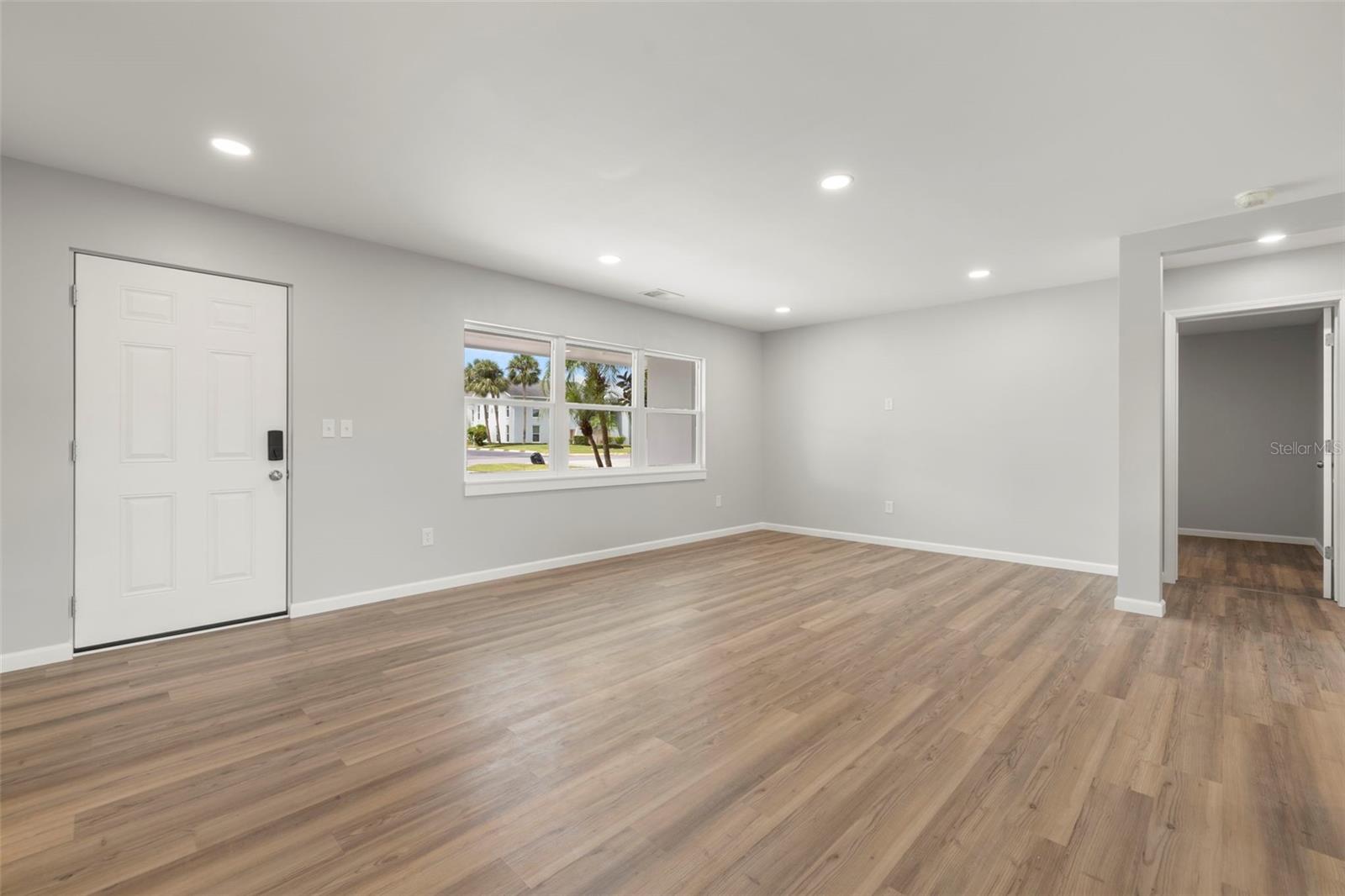 7571 RIDGE RD, SEMINOLE, FL, 33772