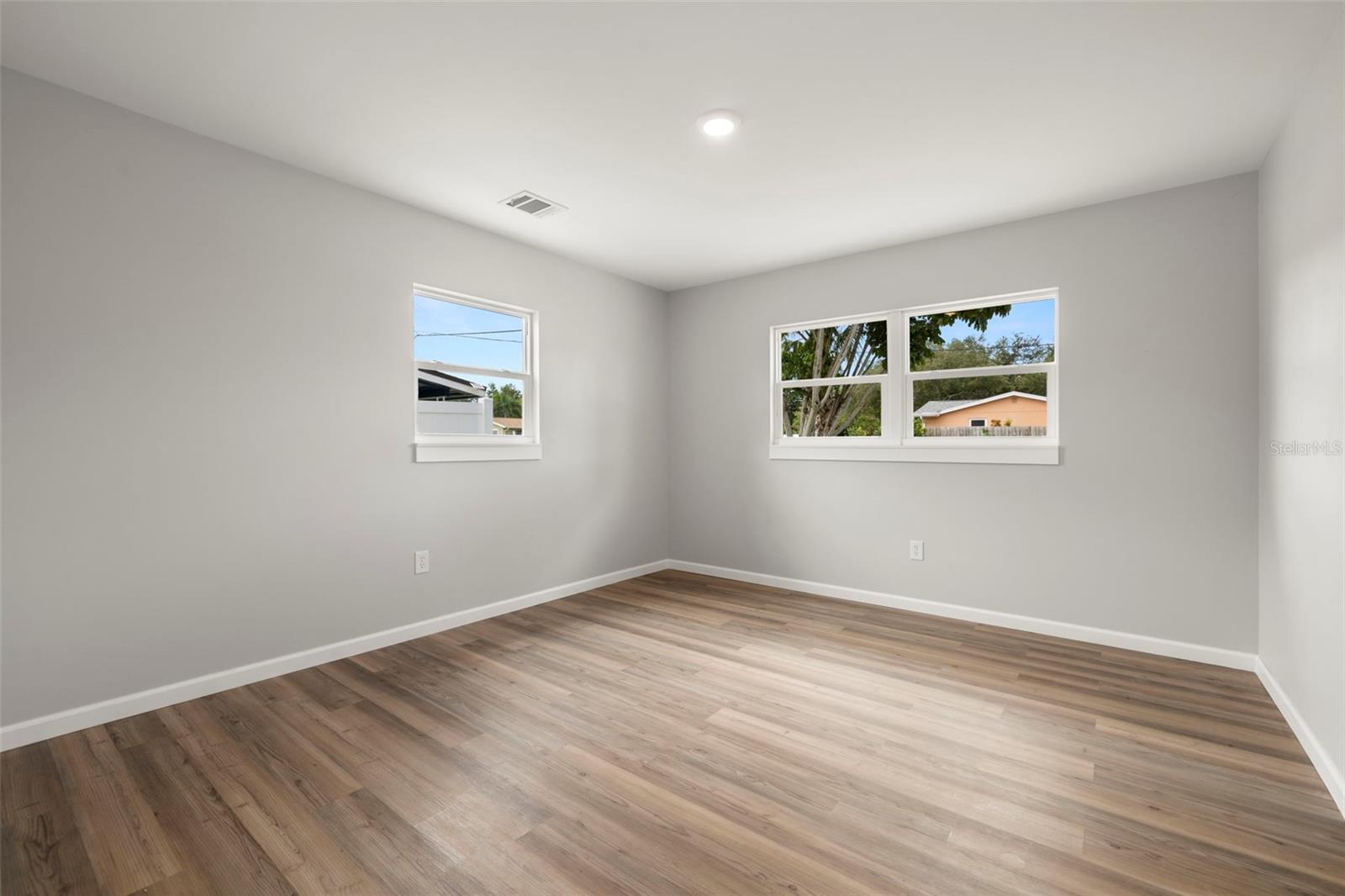 7571 RIDGE RD, SEMINOLE, FL, 33772