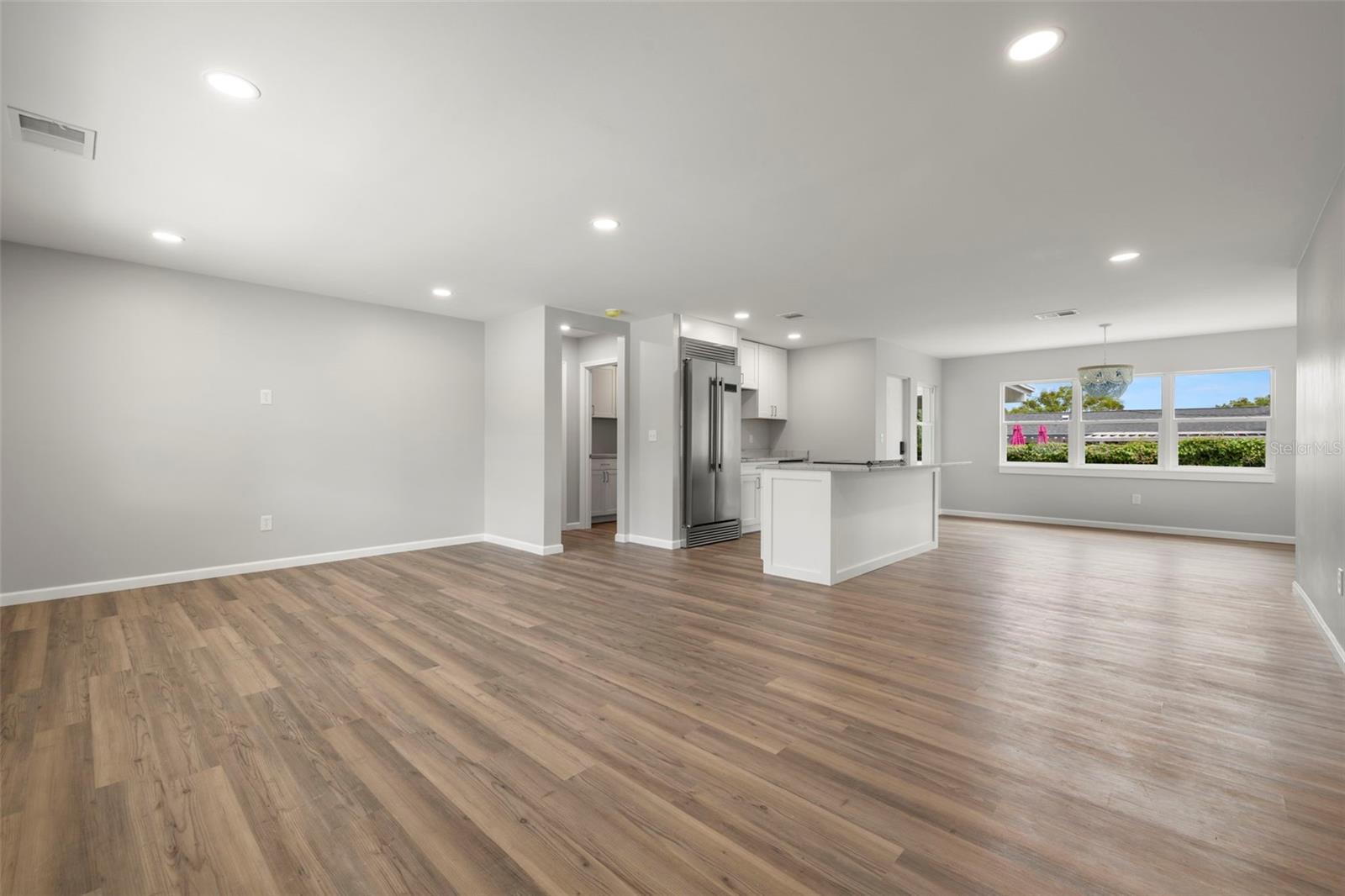 7571 RIDGE RD, SEMINOLE, FL, 33772