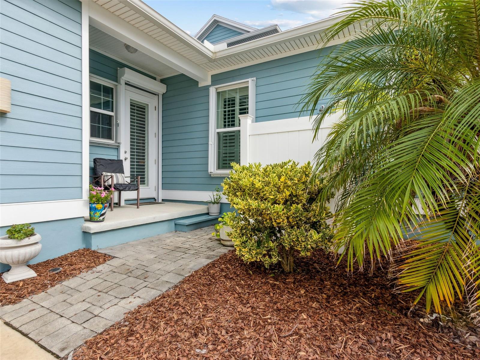 8 LAUGHING GULL LN, PALM COAST, FL, 32137