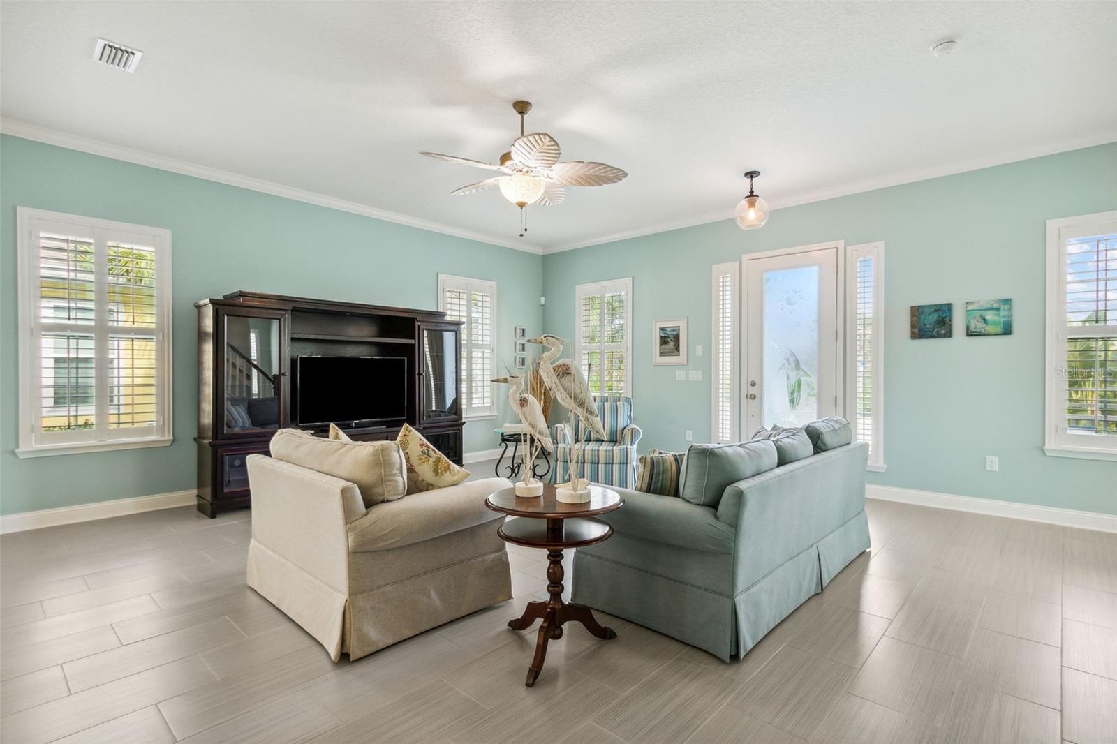8 LAUGHING GULL LN, PALM COAST, FL, 32137