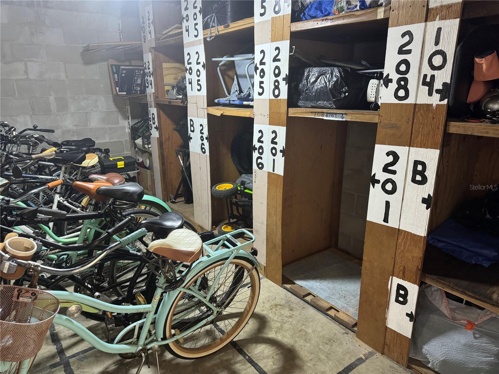 500 GLENNES LN #206, DUNEDIN, FL, 34698