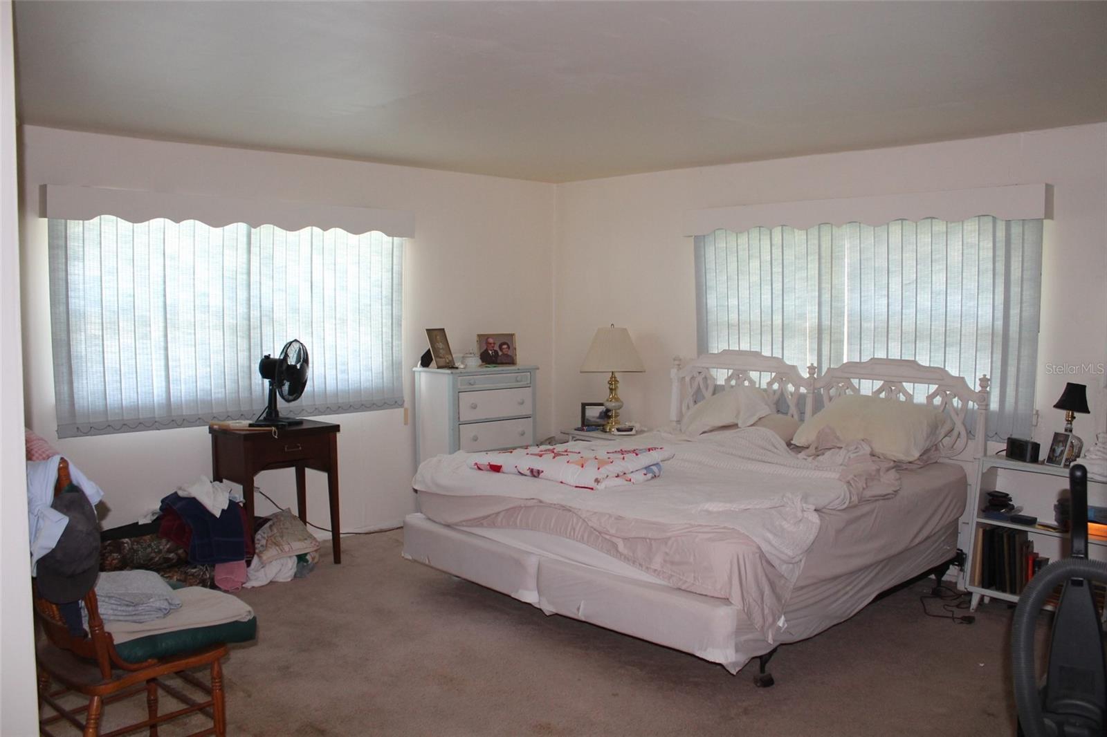 320 W BULLARD AVE, LAKE WALES, FL, 33853