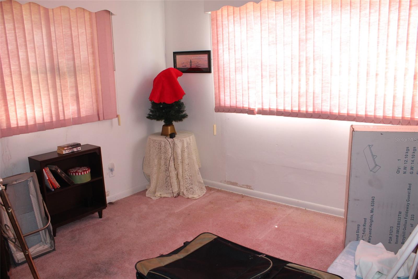 320 W BULLARD AVE, LAKE WALES, FL, 33853