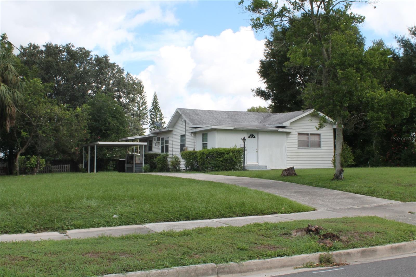 320 W BULLARD AVE, LAKE WALES, FL, 33853