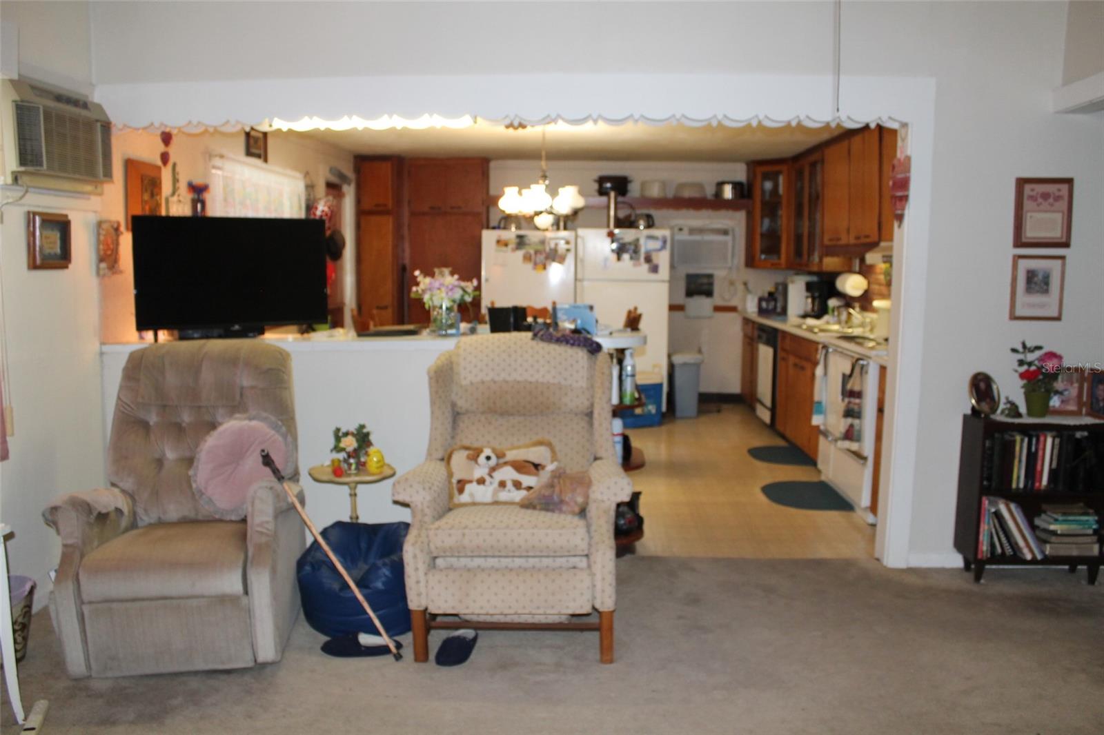 320 W BULLARD AVE, LAKE WALES, FL, 33853