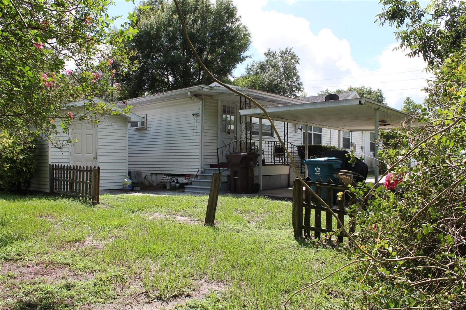 320 W BULLARD AVE, LAKE WALES, FL, 33853