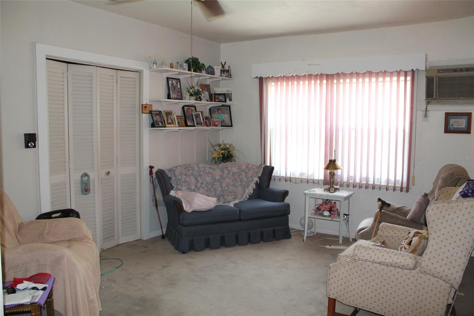 320 W BULLARD AVE, LAKE WALES, FL, 33853