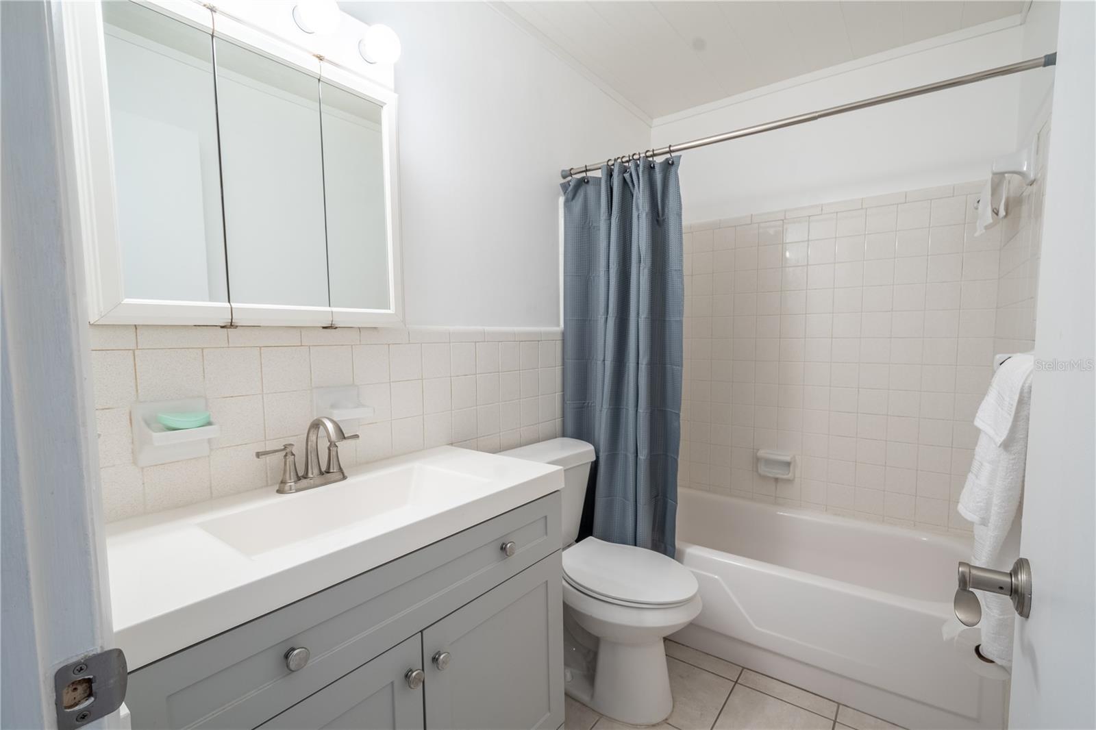8320 112TH ST #104, SEMINOLE, FL, 33772