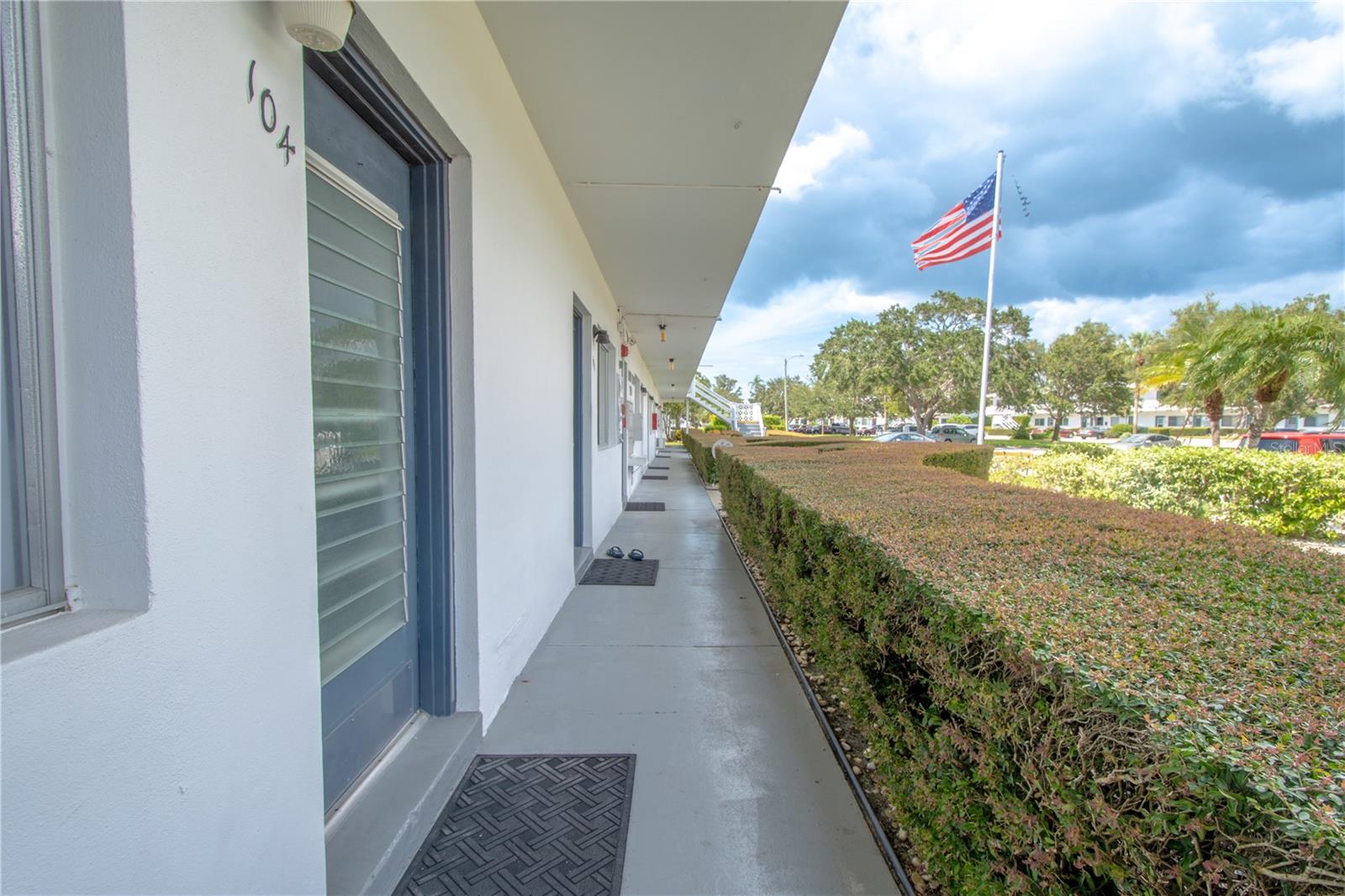 8320 112TH ST #104, SEMINOLE, FL, 33772