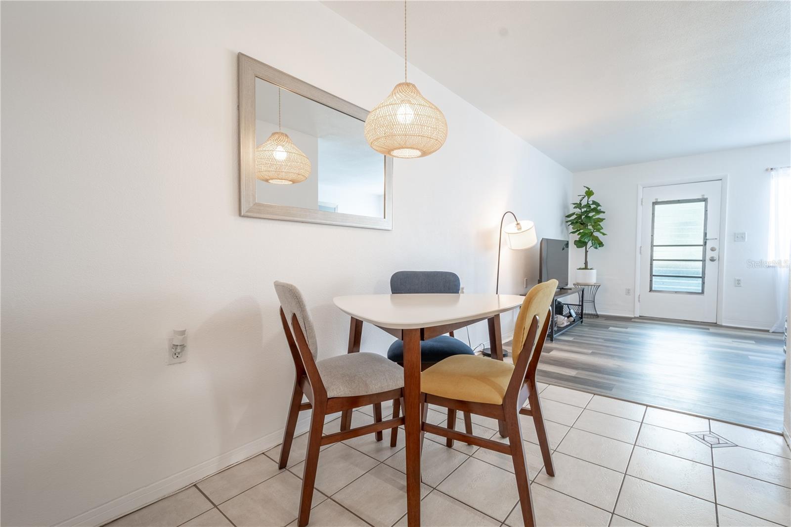 8320 112TH ST #104, SEMINOLE, FL, 33772