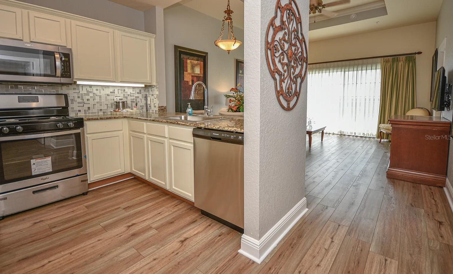 1311 SEVEN EAGLES CT #302, REUNION, FL, 34747