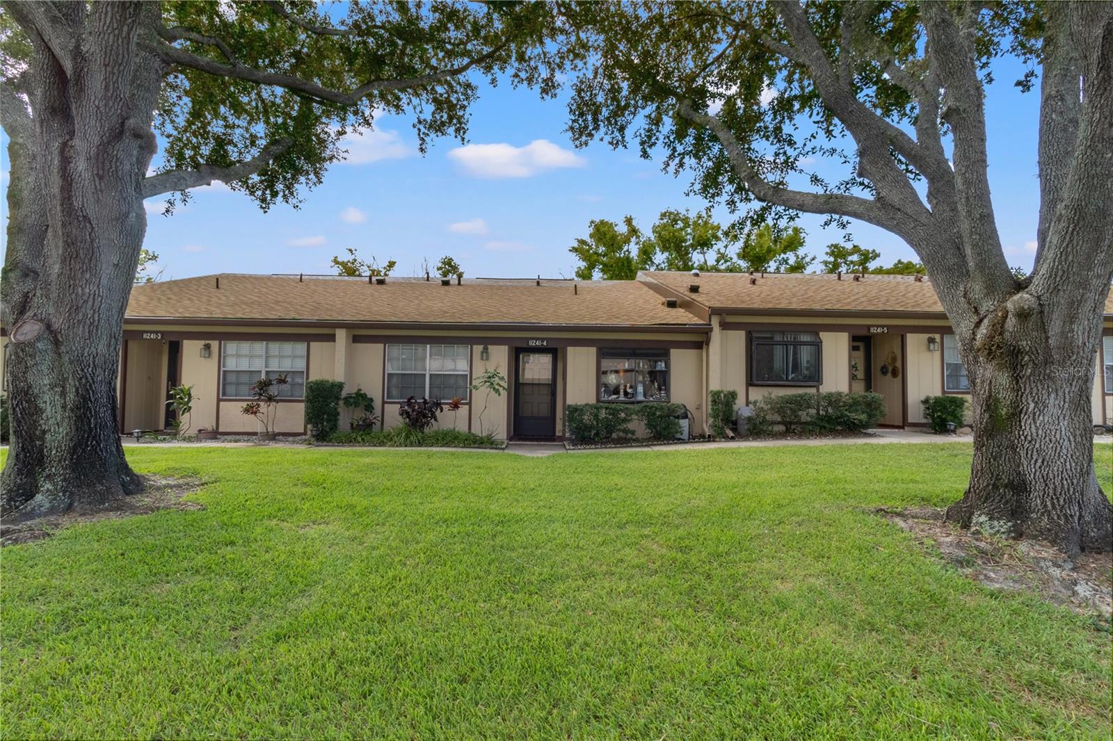 11241 DOLLAR LAKE DR #4, PORT RICHEY, FL, 34668