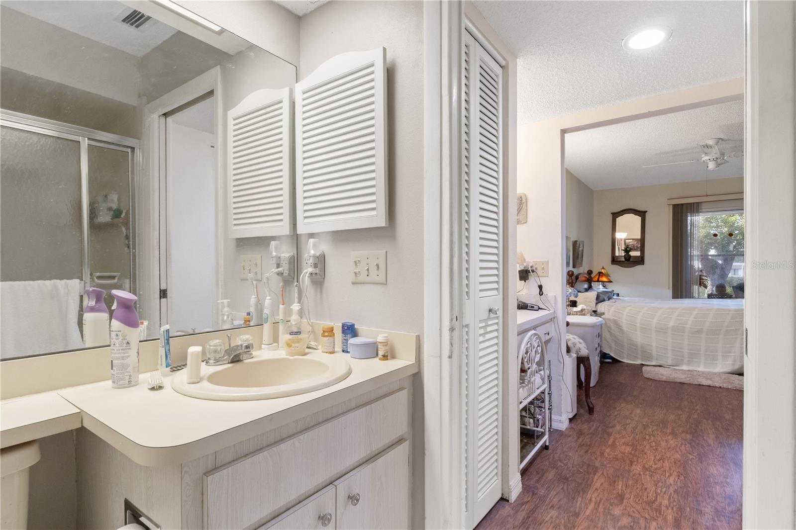 11241 DOLLAR LAKE DR #4, PORT RICHEY, FL, 34668